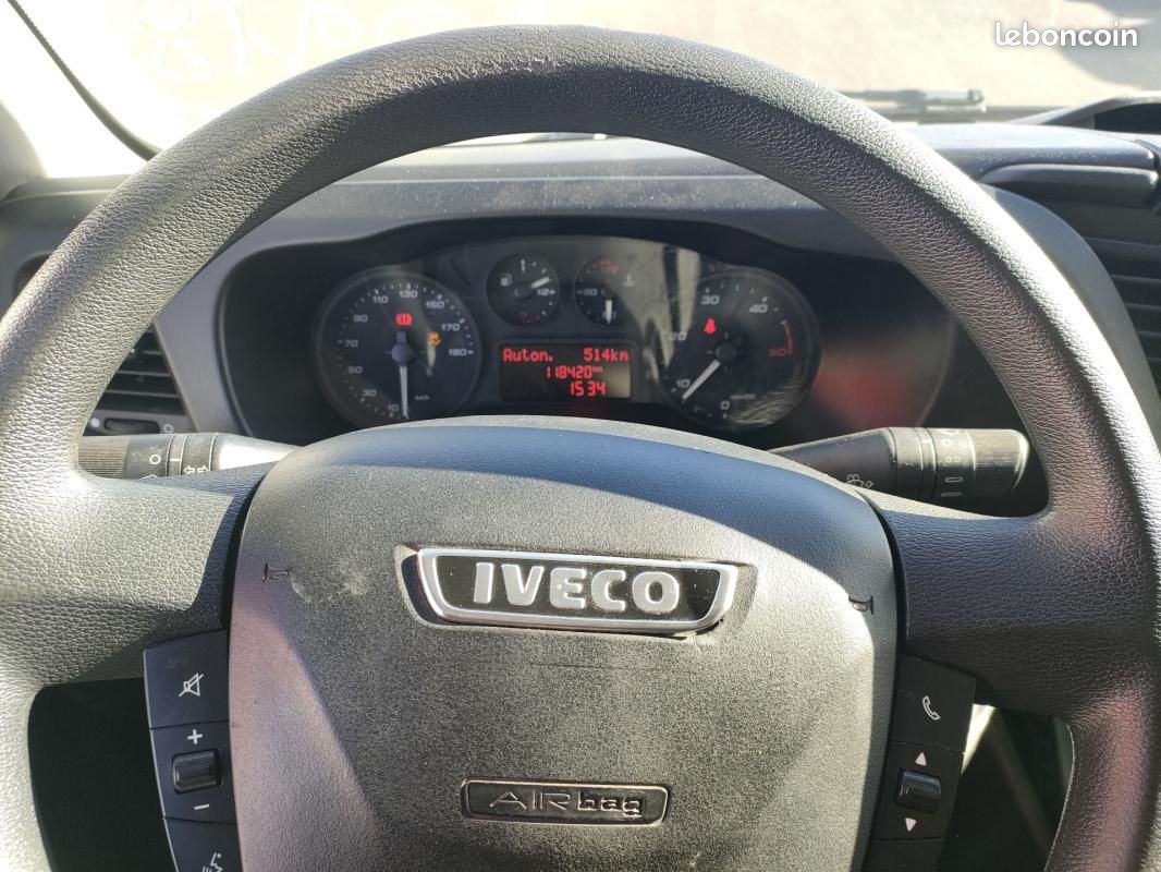 Iveco Daily CHASSIS CABINE FRIGO OPTION HAYON - 12M3 140 CV RJ CAISSE CAZAUX GROUPE CARRIER XARIO... (image 14)