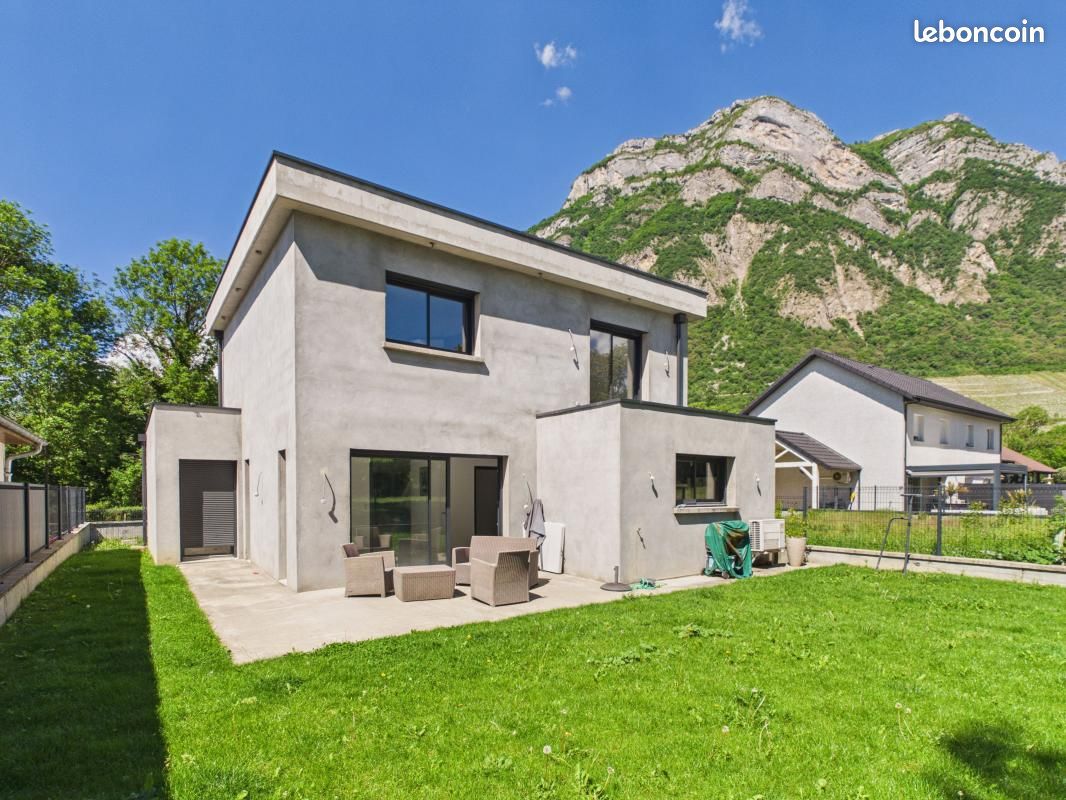 Maison 4 pièces 137 m² · à Porte-de-Savoie · 137 m² · 499 000 €