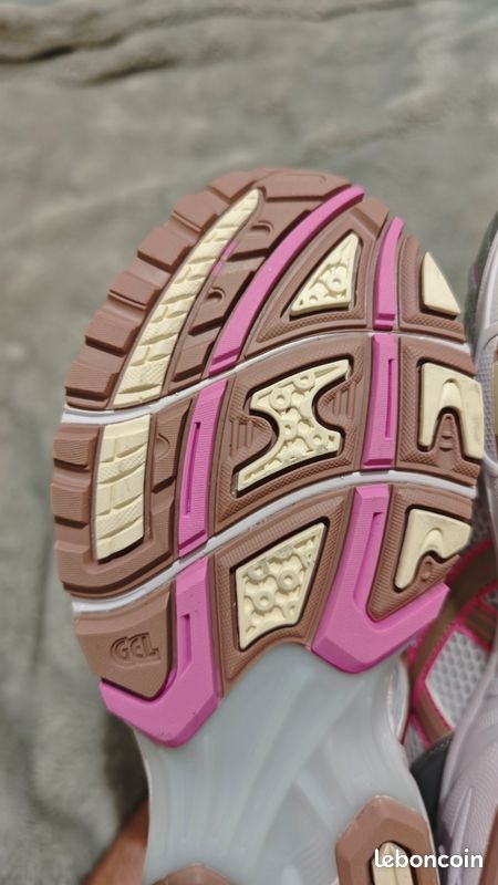 Asics taille 43 (image 4)