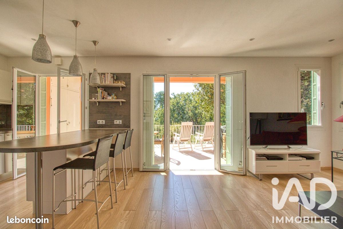 Appartement 3 pièces 61 m² · à Vence · 61 m² · 310 000 €