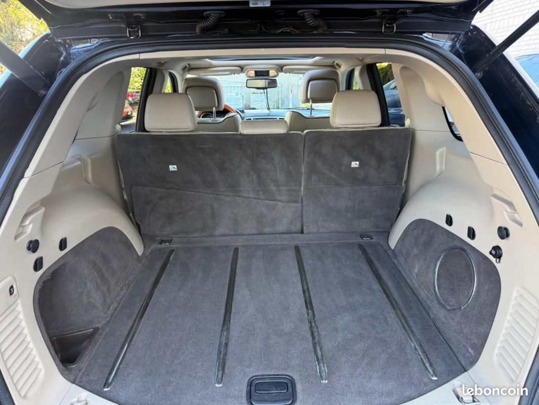 Jeep Grand Cherokee 3.0 CRD Overland | 241 ch BVA Toit panoramique Régulateur adaptatif Hayon éle... (image 13)