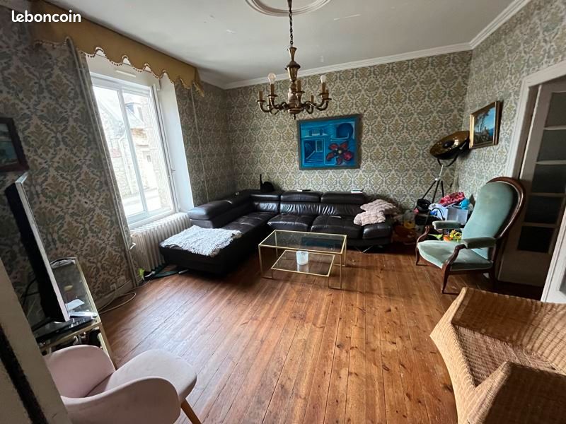 Maison 11 pièces 224 m² · à Saint-Pol-de-Léon · 224 m² · 244 950 €