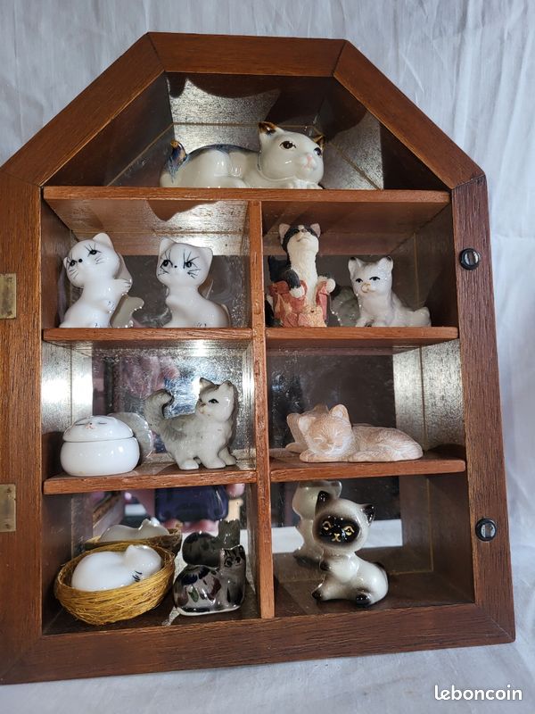 GRANDE FIGURINE/CHAT 🐱/DIMENSIONS : 4 × 9 × 5 cm/Poterie-Céramique