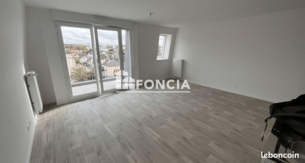 Appartement 4 pièces 80 m² · à Livry-Gargan · 80 m² · 1 372 €/mois