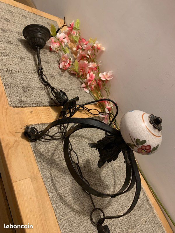 Lustre fer forgé et porcelaine (image 2)
