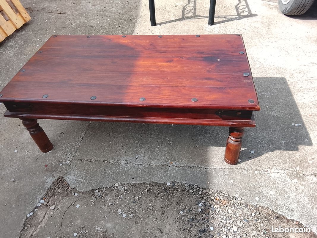 Table de salon (image 1)