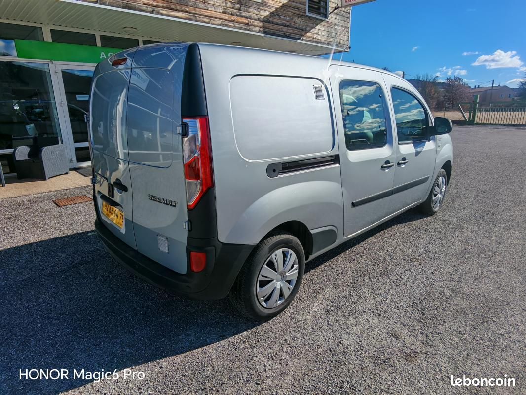 Renault Kangoo MAXI 1.5 BLUE DCI 115CH CABINE APPROFONDIE EXTRA R-LINK (image 6)