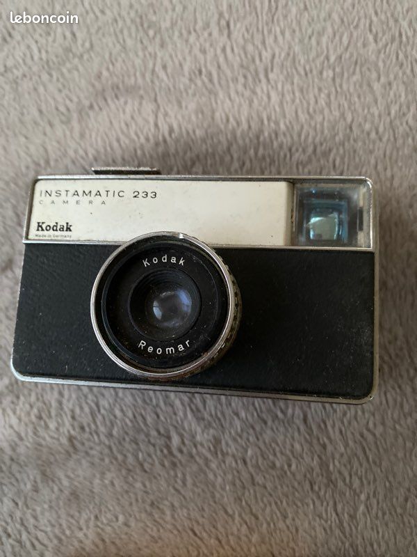Appareil Photo Ancien KODAK Instamatic Camera 224