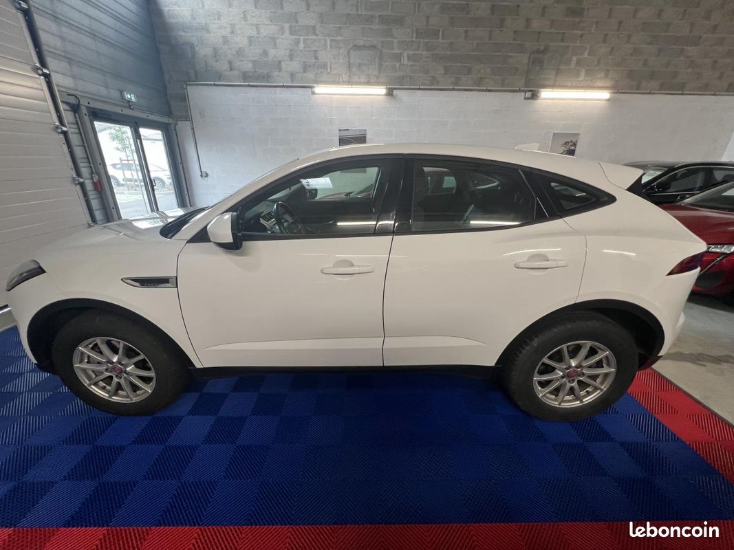 Jaguar e-pace 2.0 d150 150 awd (image 4)