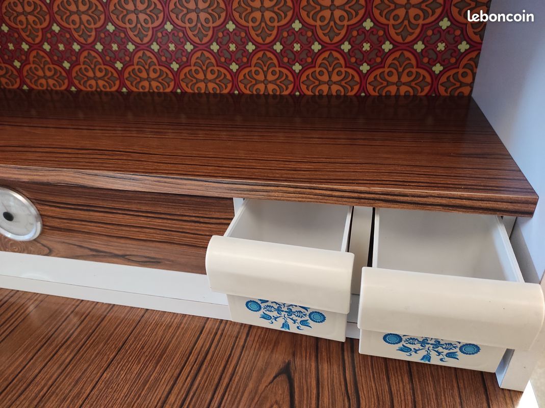 Buffet Haut Vintage En Formica – 121x44 Cm, Hauteur 178 Cm – Meuble Ancien