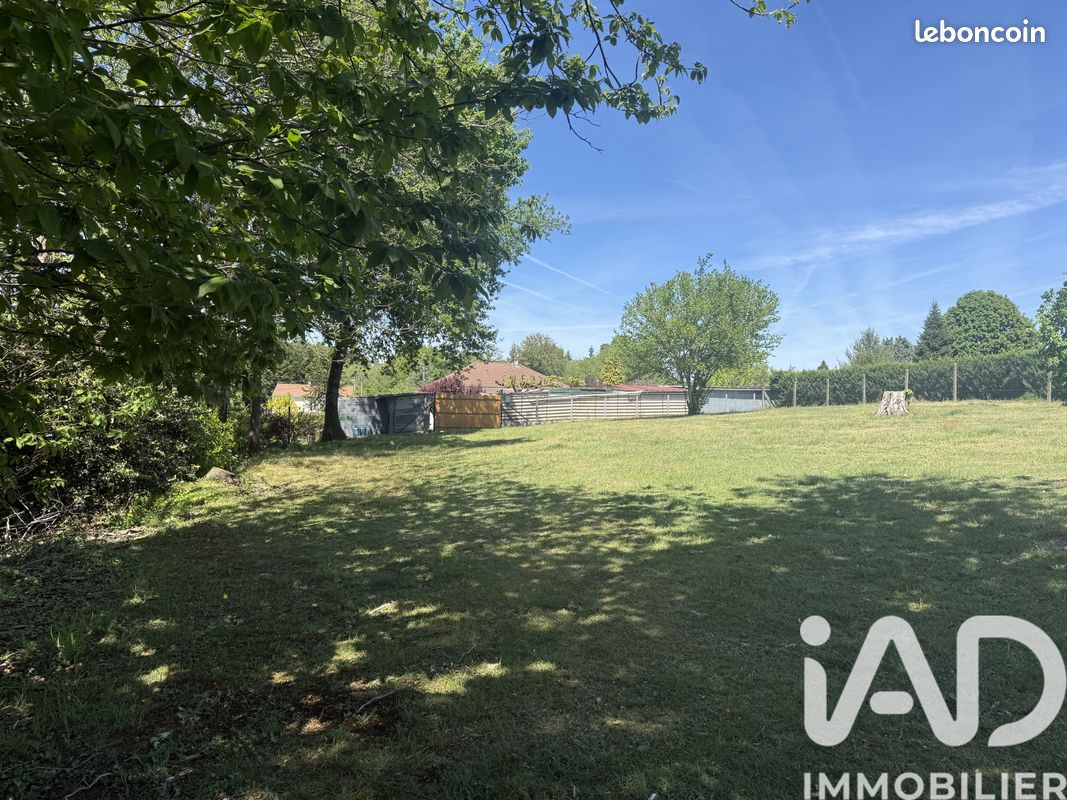 Terrain 1415 m² · à Bonnac-la-Côte · 1 415 m² · 49 500 €