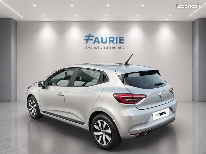 Renault Clio TCe 90 Equilibre (image 7)
