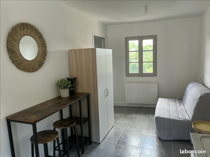 Appartement 1 pièce 16 m² · à Angoulême · 16 m² · 393 €