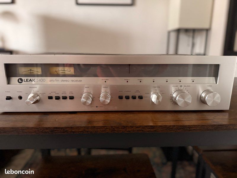 Ampli HiFi Vintage Leak 2000 – Bon état Visuel Et Fonctionnel