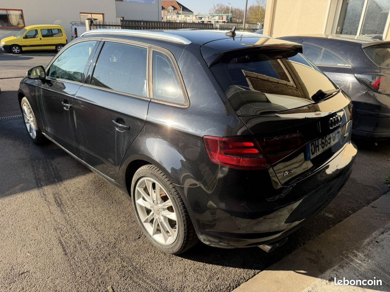 Audi A3 SPORTBACK 1.4 TFSI 140CH COD AMBIENTE S TRONIC 7 (image 5)