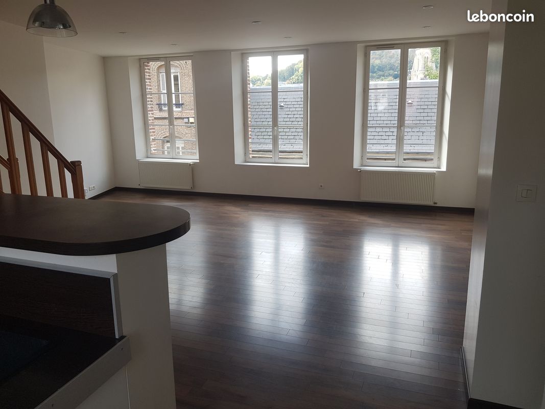 Appartement 4 pièces 95 m² · à Elbeuf · 95 m² · 695 €