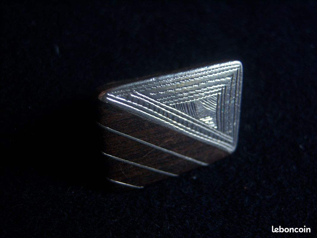 Bague ethnique en ébène et argent gravé Touareg? (image 6)