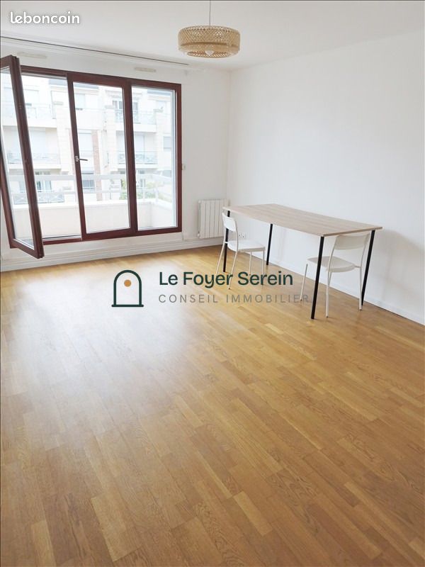 Appartement 2 pièces 47 m² · à Charenton-le-Pont · 47 m² · 1 590 €