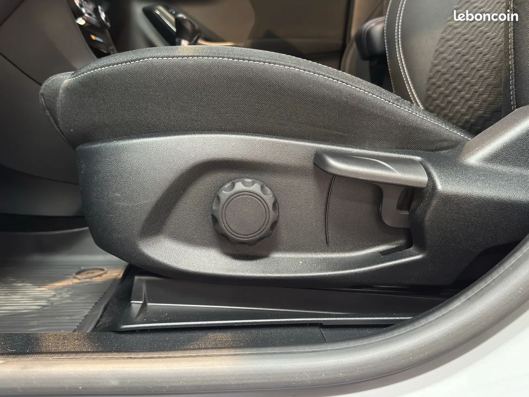 FORD Puma 1.0 Hybrid 155ch Titanium 2021 / CarPlay / Faible km (image 27)
