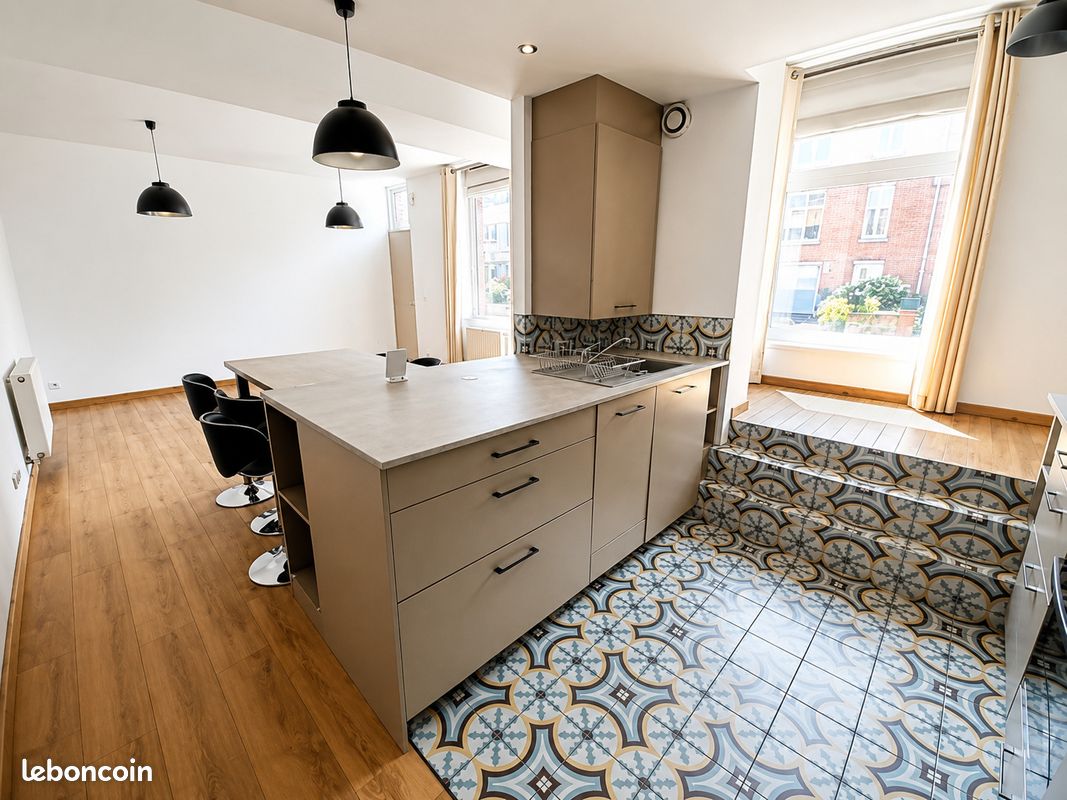 Appartement 3 pièces 87 m² · à Lille · 87 m² · 255 000 €