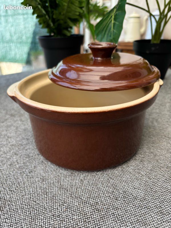 Plat De Cuisson Rond En Grès Émile Henry - état D'occasion