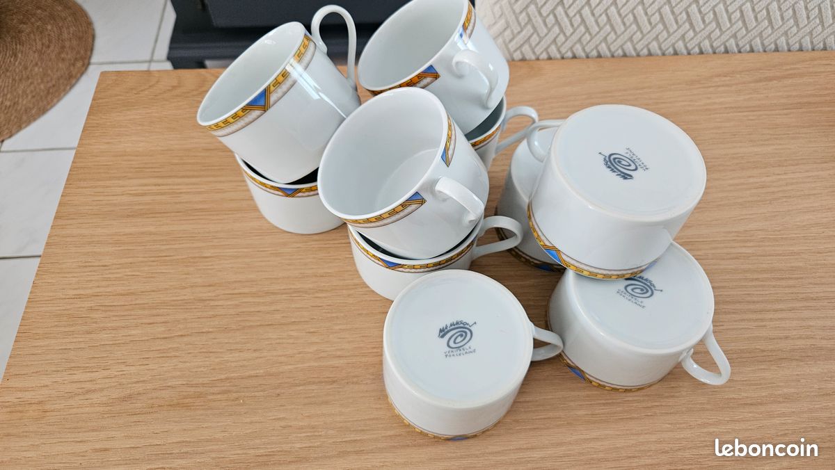Service porcelaine véritable bleu et blanc (image 7)