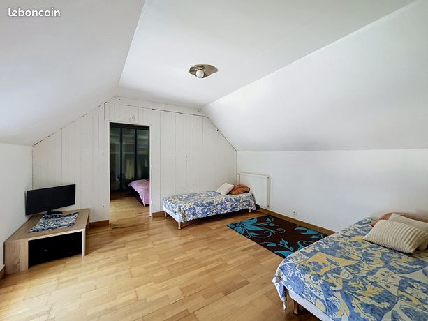 Maison de ville 143m2 et ses dépendances de 170m2 - Dijon Université / Petites Roches — 12