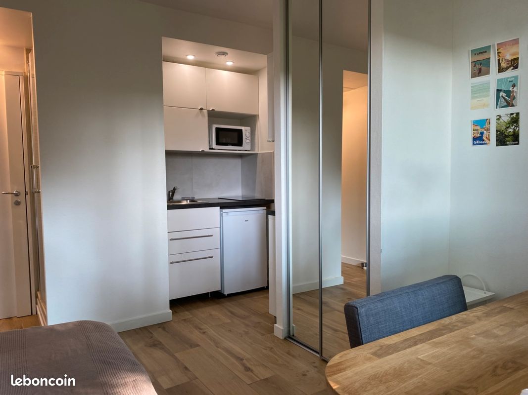Appartement 1 pièce 12 m² · à Chaville · 12 m² · 619 €
