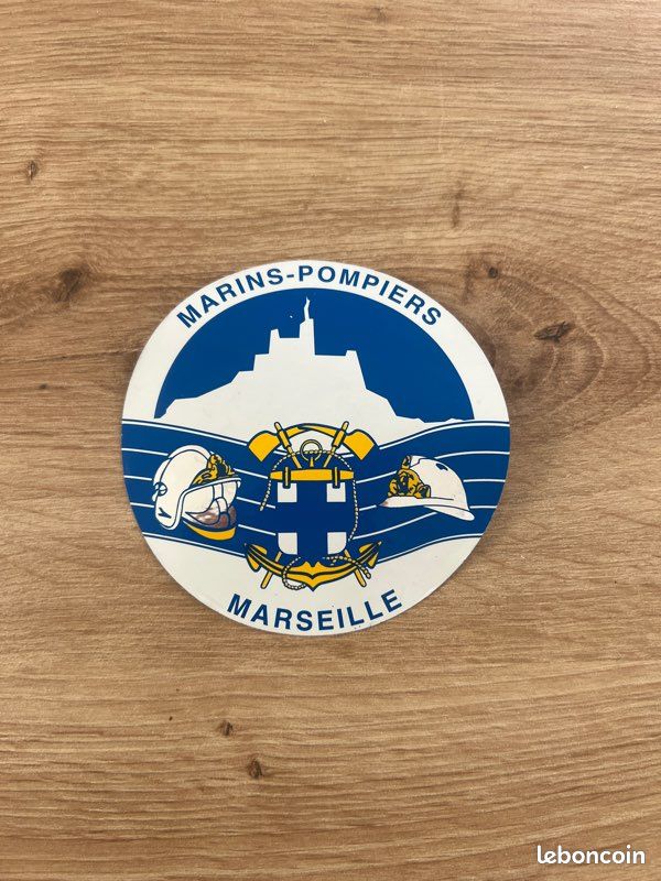 Autocollant Décal Pompier 1/50ème - Blason Du Morbihan - Neuf - Modélisme