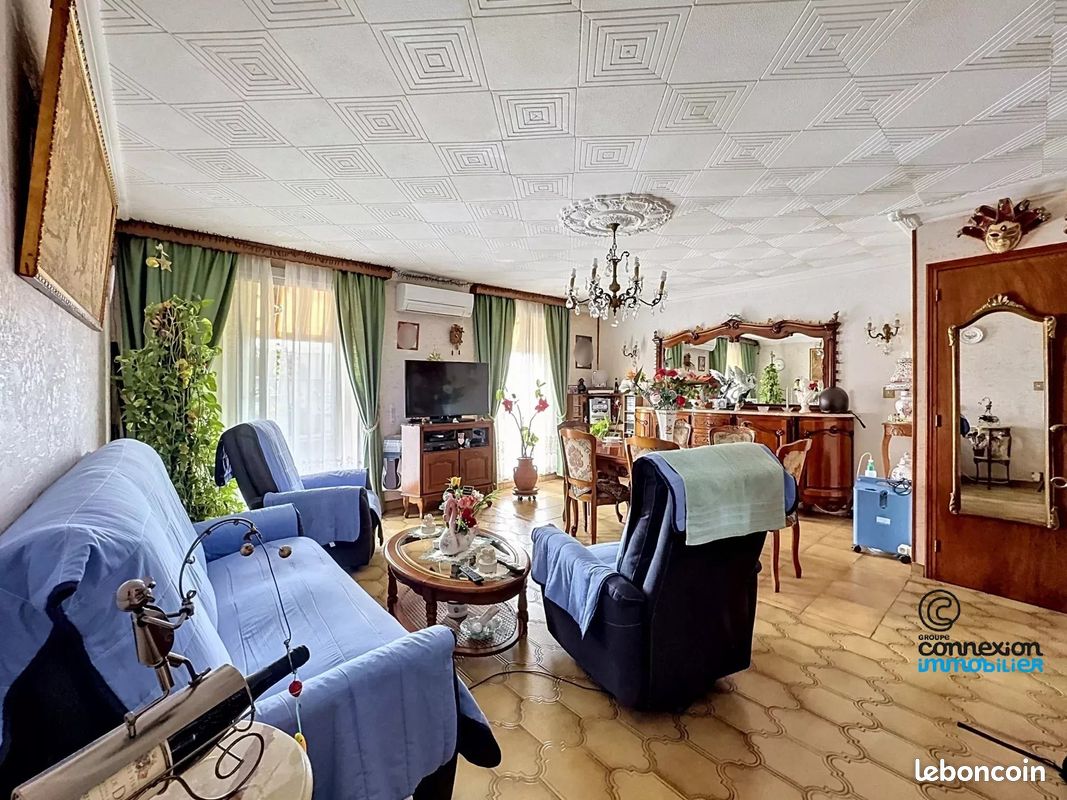 Appartement 3 pièces 63 m² · à Marseille · 63 m² · 65 000 €