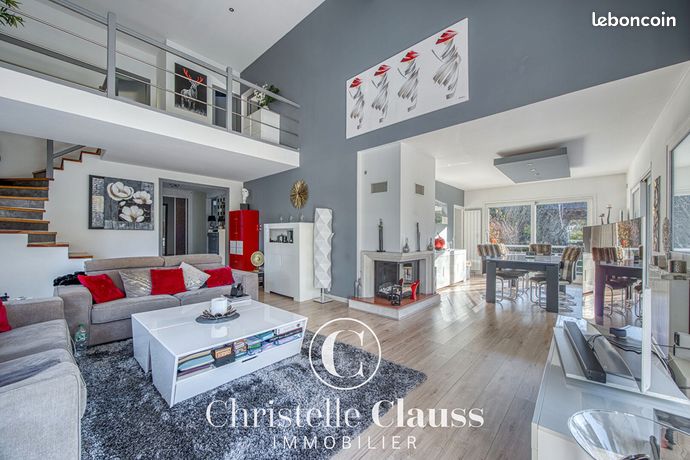 Propriété 12 pièces 277 m²
