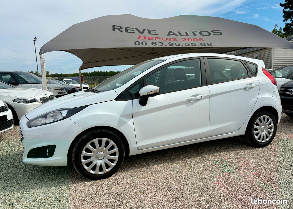 FORD FIESTA 1.5 TDCI 75 CH 04/2015 123396 KM 9990e GARANTIE 6 MOIS TOTALE POSSIBILITÉ D'EXTENSION DE GARANTIE DE 48 MOIS REPRISE / FINANCEMENT POSSIBLE (image 1)