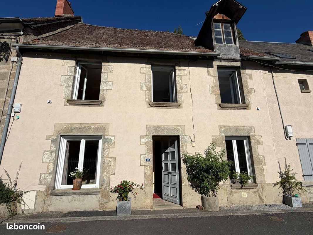 Maison 4 pièces 95 m² · à Felletin · 95 m² · 82 800 €