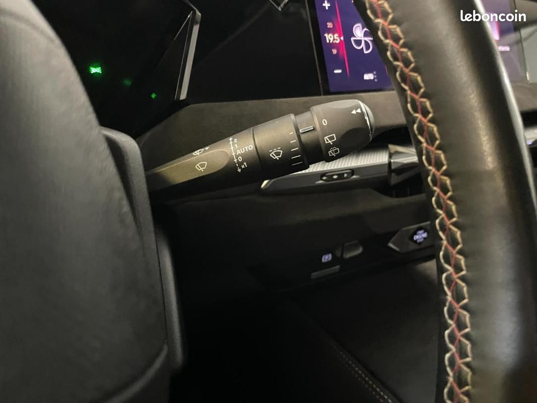 DS 4 BlueHDi 130 EAT8 Performance Line+ (image 29)
