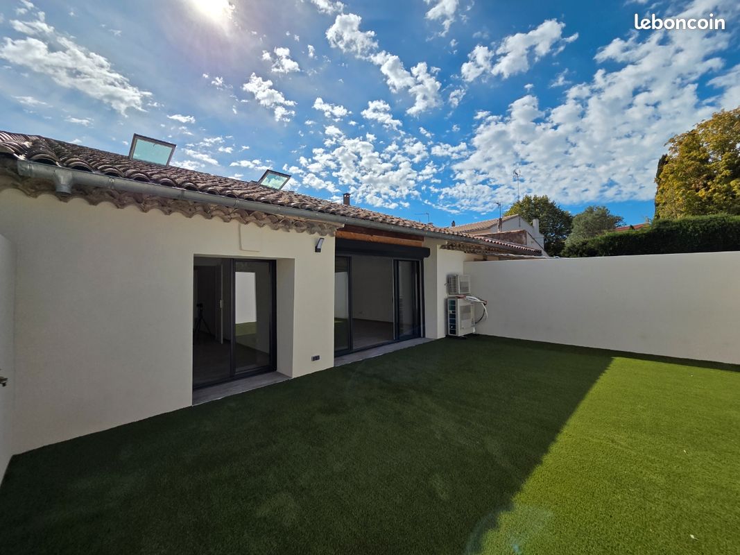 Appartement 5 pièces 127 m² · à Roujan · 126,8 m² · 295 000 €