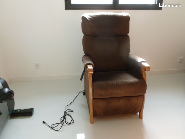 Fauteuil (image 1)