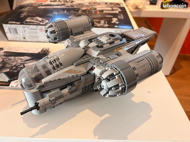 Lego star wars 75292 complet (image 3)