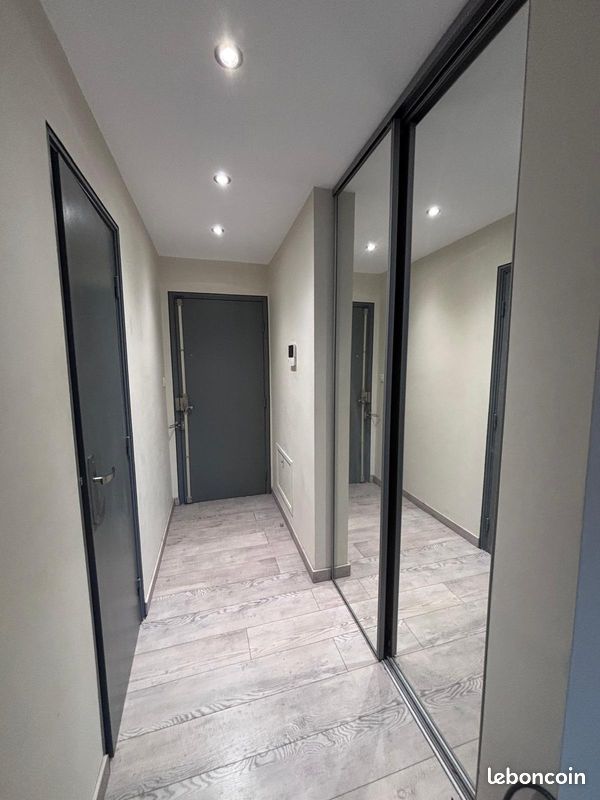 Appartement 3 pièces 66 m² · à Clermont-Ferrand · 66 m² · 1 050 €