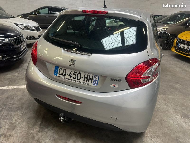 Peugeot 208 1.4 HDI FAP BUSINESS 5P (image 3)