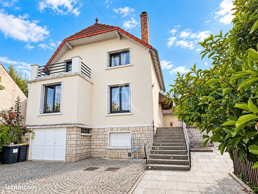 Maison 5 pièces 112 m² · à Osny · 112 m² · 359 000 €