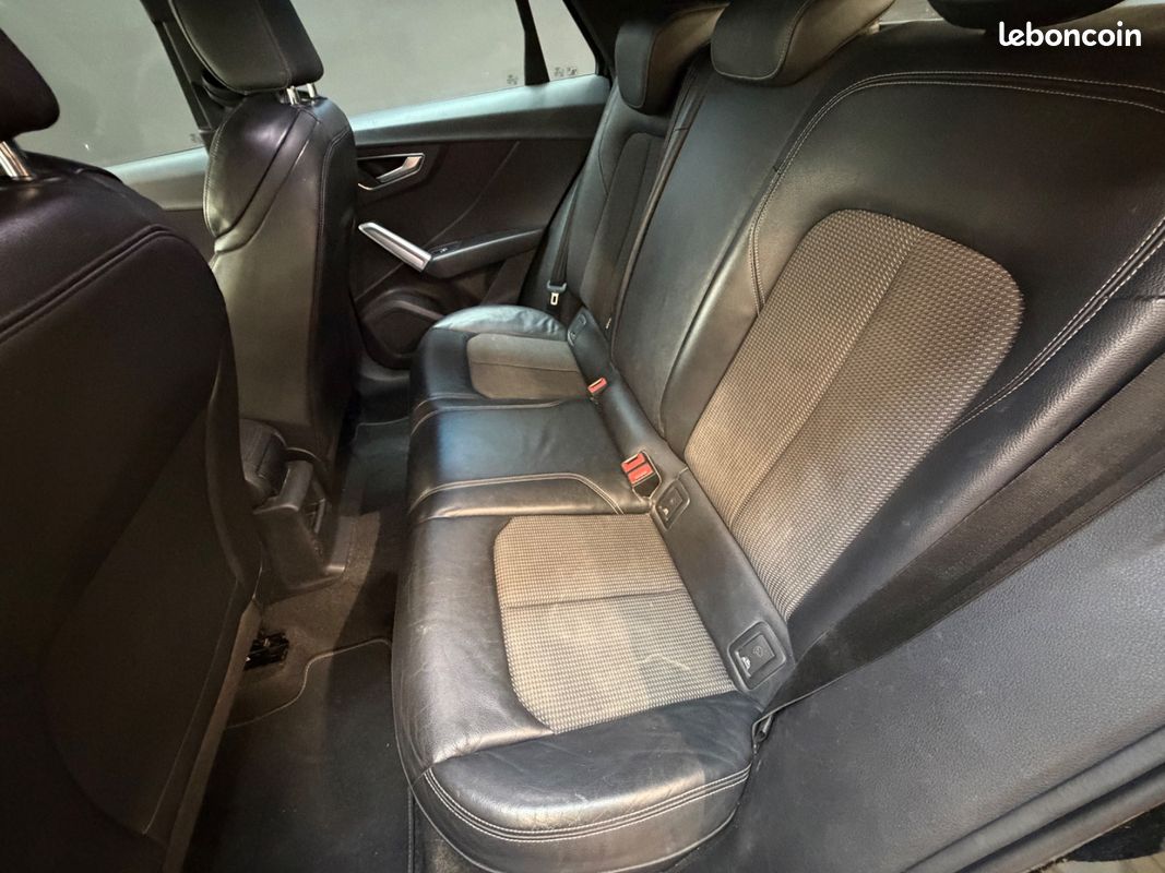 Audi Q2 35 TFSI 150Ch S-LINE INTERIEUR ET EXTERIEUR / BOITE AUTO / HISTORIQUE COMPLET AUDI / CAMERA DE RECUL / KEYLESS ACCESS / CLIM BI-ZONE (image 12)