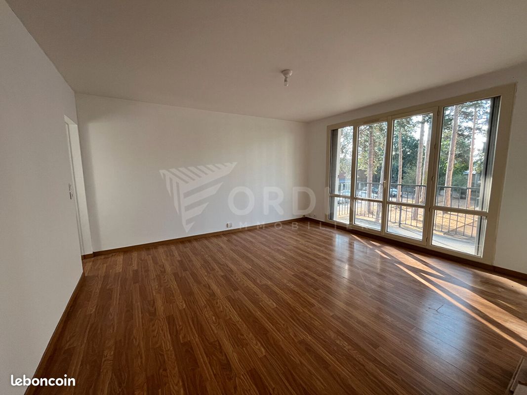 Appartement 1 pièce 31 m² · à Auxerre · 31 m² · 473 €