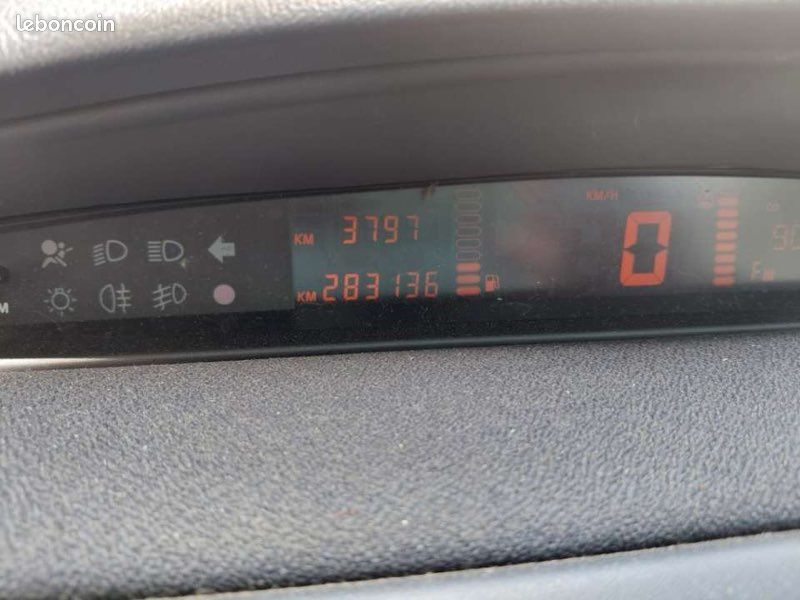 Espace 3 2.2 dt (image 1)