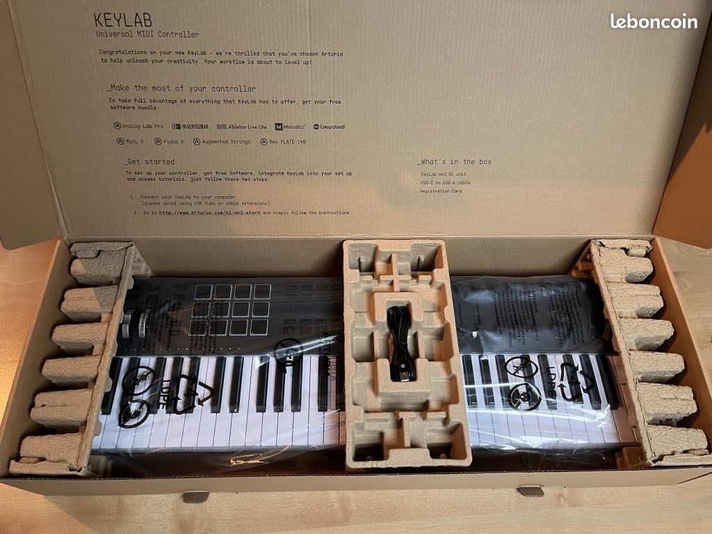 Clavier arturia keylab Mk3 noir + 2 pédales + housse + stand (image 5)