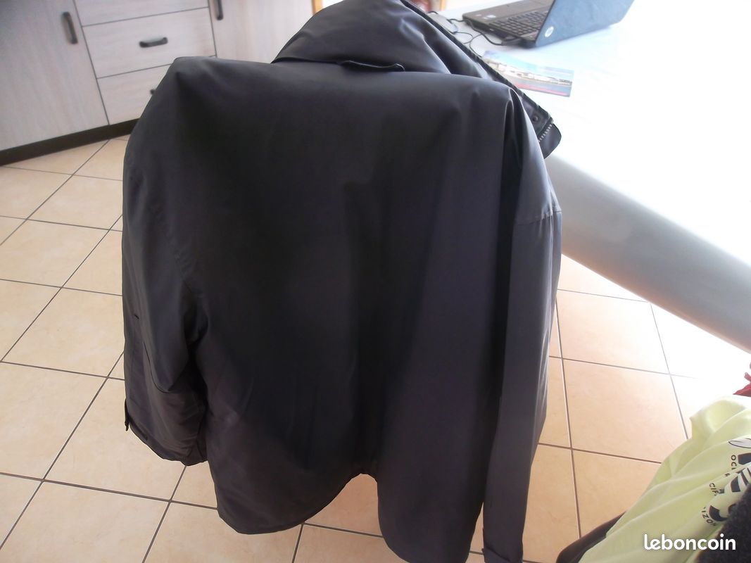 Parka Whitefield (image 3)