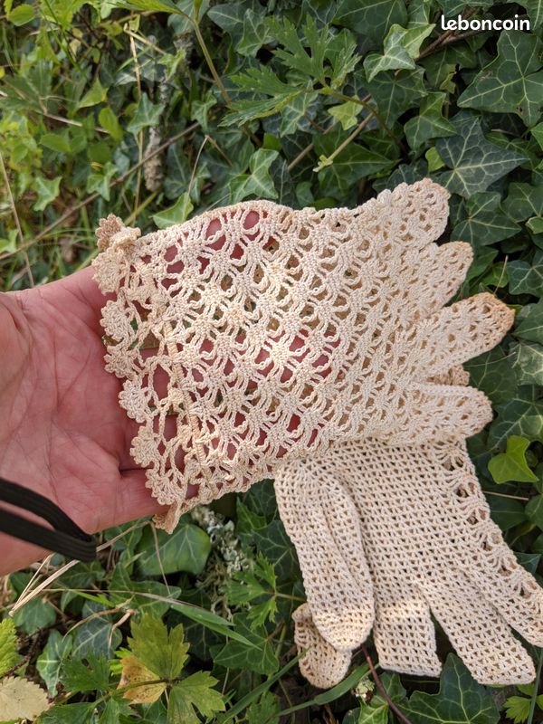 Gants dentelle ancienne fillette (image 1)