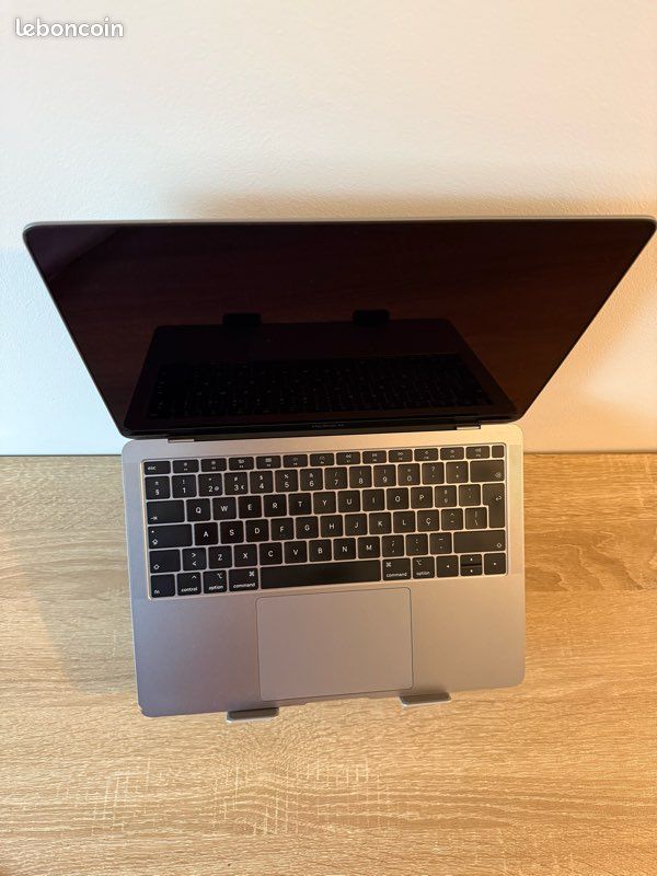 MacBook Air Retina 13 pouces 2019 i5 8Go 128Go clavier QWERTY (image 2)