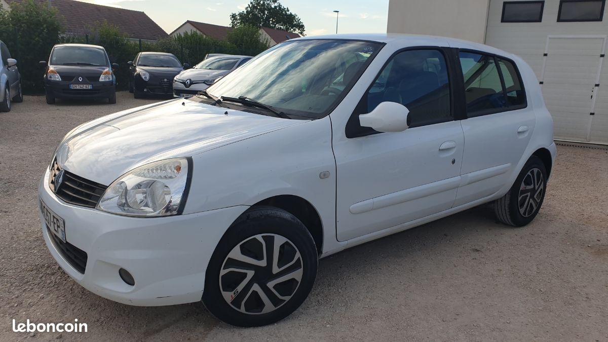 RENAULT CLIO CAMPUS 1.2 il 75 ch AUTHENTIQUE (image 10)
