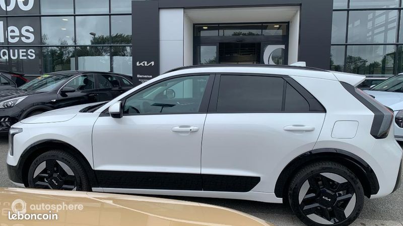 Kia Niro 1.6 GDi 138ch HEV Premium DCT6 (image 8)