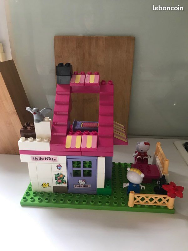 Maison Hello Kitty (image 1)